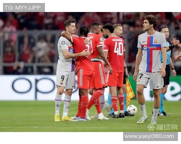 莱万重返安联球场引发拜仁球迷愤怒反应：背叛与忘恩负义的争议之战